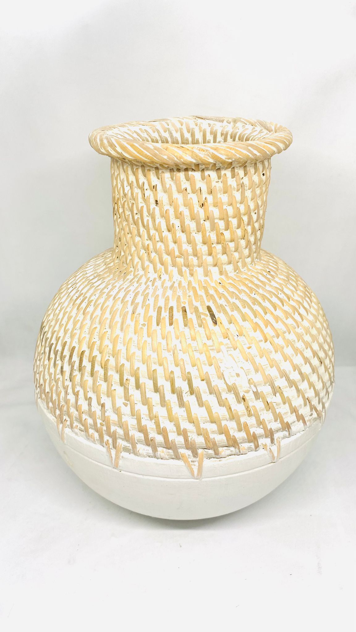 Hita Concept Beyaz Rattan Vazo 20x20x25 cm